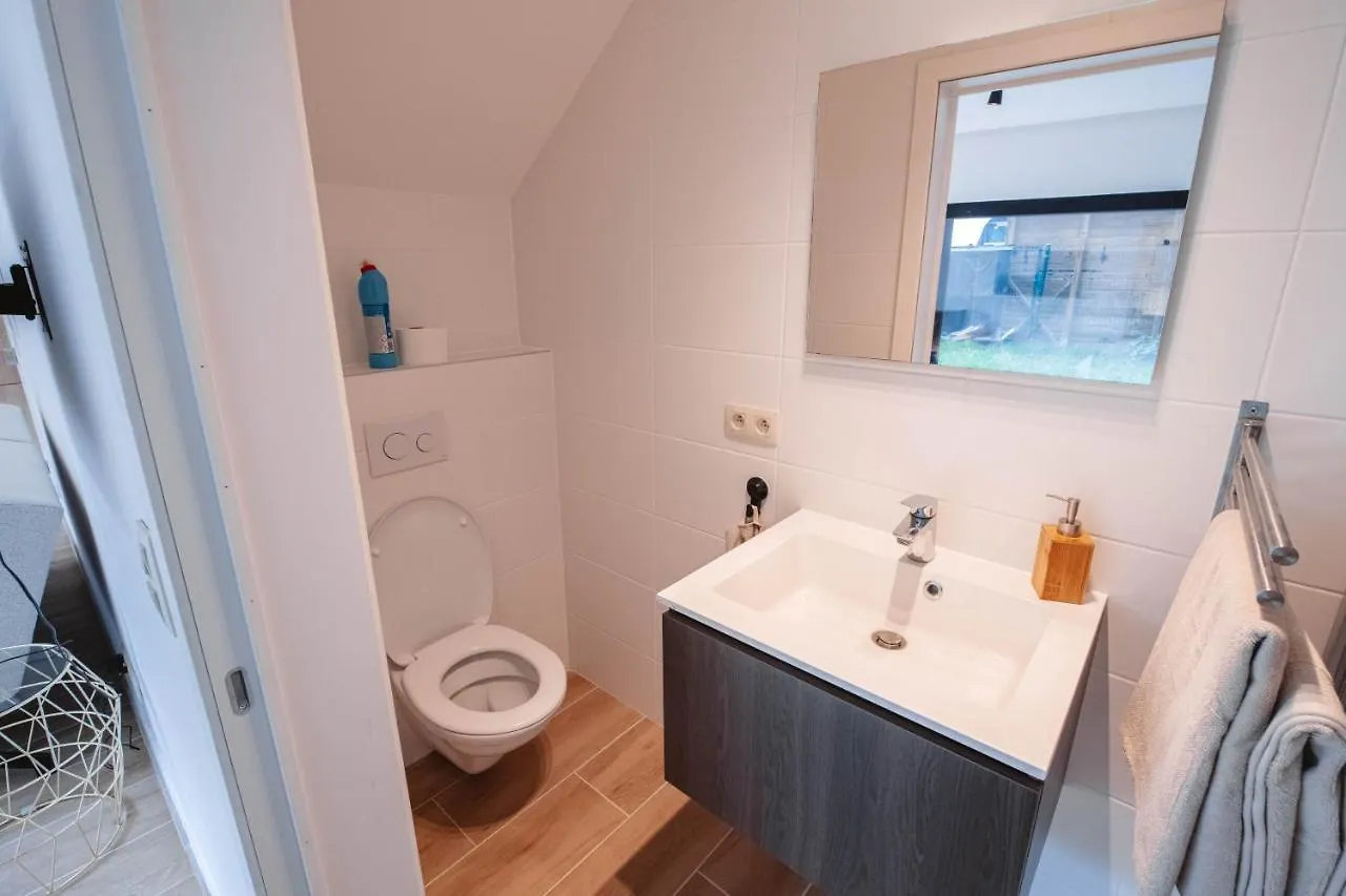 K&Y Suites 3 Brussels Airport 500M! Zaventem 0*,